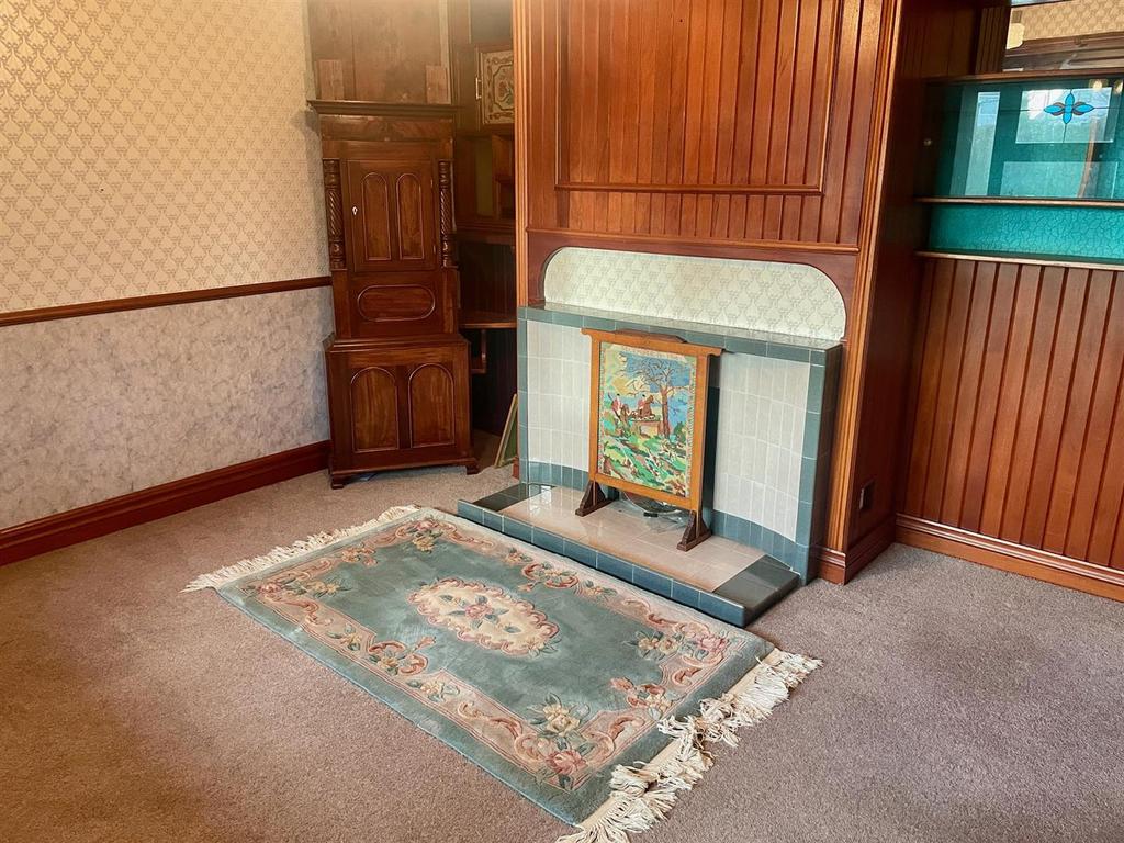 Front Lounge