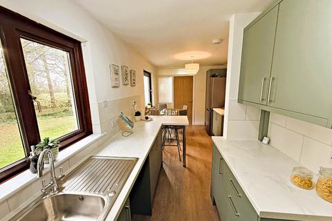 3 bedroom detached house for sale, School Road, Holywood DG2