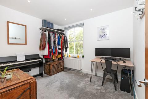 2 bedroom duplex for sale, Central Hill, London SE19