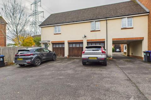 3 bedroom townhouse for sale, Mendip Way, Great Ashby, Stevenage SG1