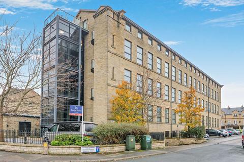 Cavendish Court, Drighlington, Leeds, BD11