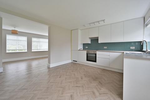 2 bedroom apartment to rent, Pinner Road, Watford, WD19
