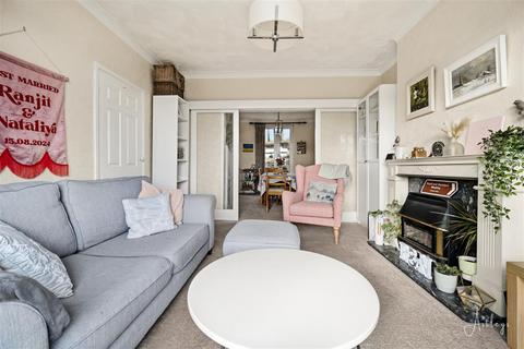 3 bedroom semi-detached house for sale, Riversdale Road, West Cross, Swansea