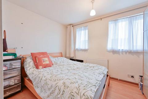 3 bedroom terraced house for sale, Daintry Close, Kenton, Harrow, HA3