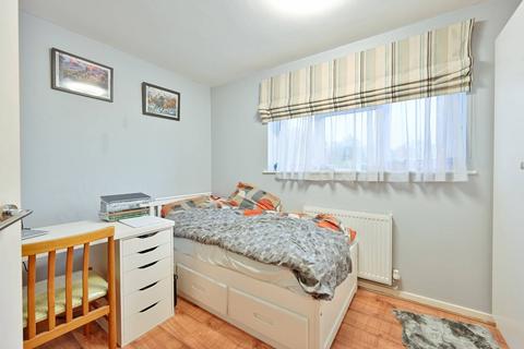 3 bedroom terraced house for sale, Daintry Close, Kenton, Harrow, HA3