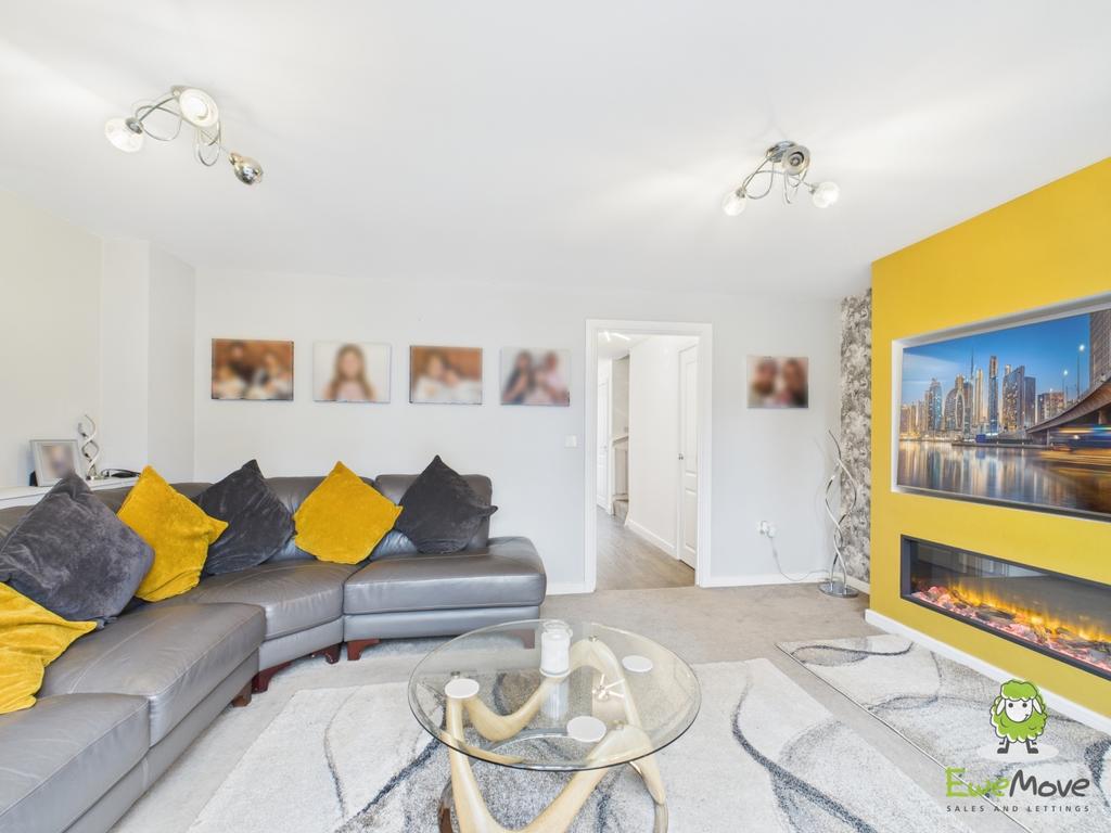 Ewe Move Estate Agents Basingstoke - Longwood Copse
