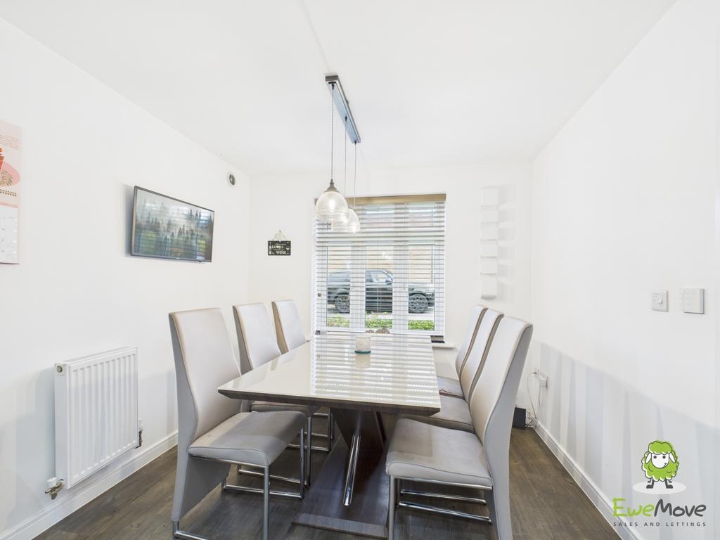 Ewe Move Estate Agents Basingstoke - Longwood Copse