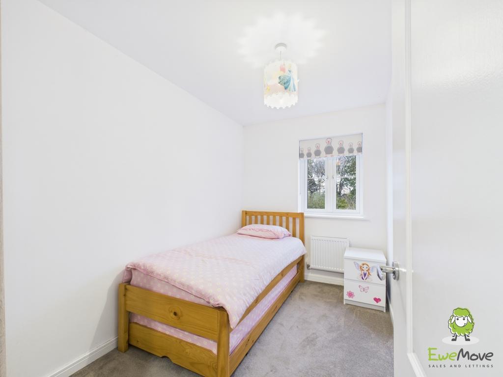 Ewe Move Estate Agents Basingstoke - Longwood Copse