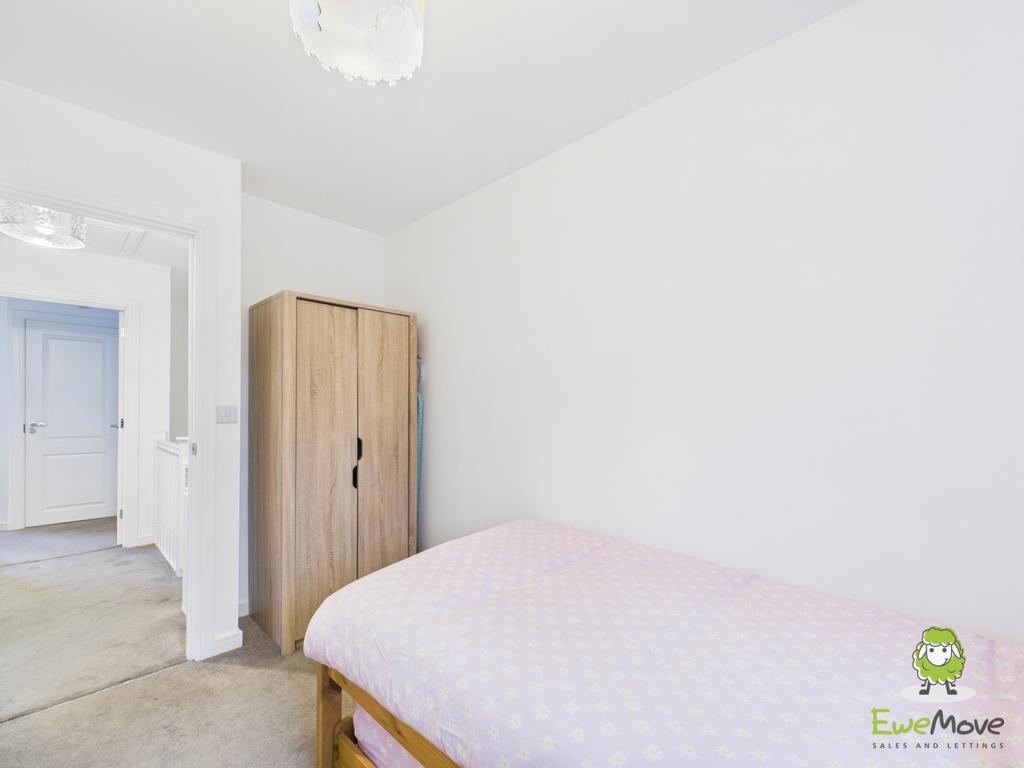 Ewe Move Estate Agents Basingstoke - Longwood Copse