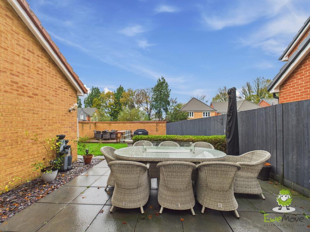 Ewe Move Estate Agents Basingstoke - Longwood Copse
