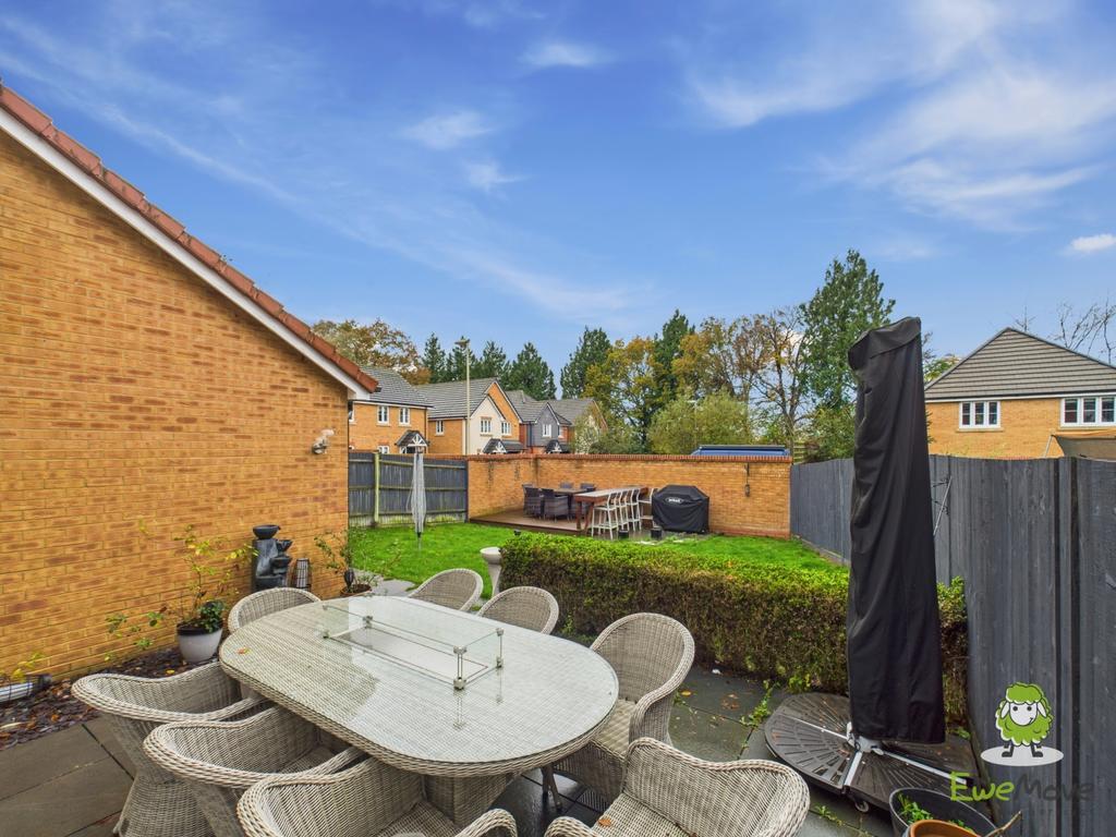 Ewe Move Estate Agents Basingstoke - Longwood Copse