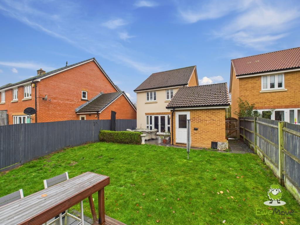 Ewe Move Estate Agents Basingstoke - Longwood Copse