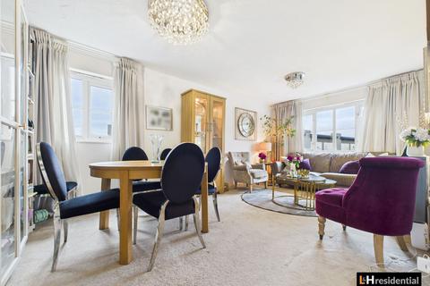 Kensington Way, Borehamwood WD6
