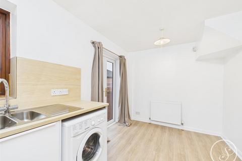 undefined, Field End Road, Halton, Leeds