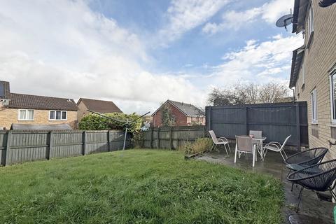 undefined, Llanharry, Pontyclun CF72