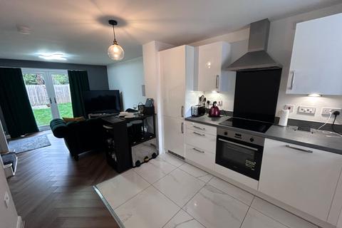 2 bedroom semi-detached house to rent, Spindle Garth, Beverley, East Riding of Yorkshi, HU17