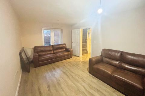 3 bedroom detached house to rent, Moorhouse Close, Telford TF1