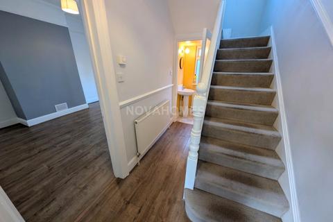 3 bedroom terraced house for sale, Rosebery Avenue, Plymouth PL4