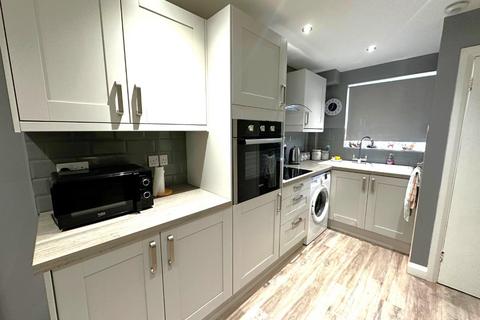 3 bedroom semi-detached house for sale, Grace Road, Oldbury B69