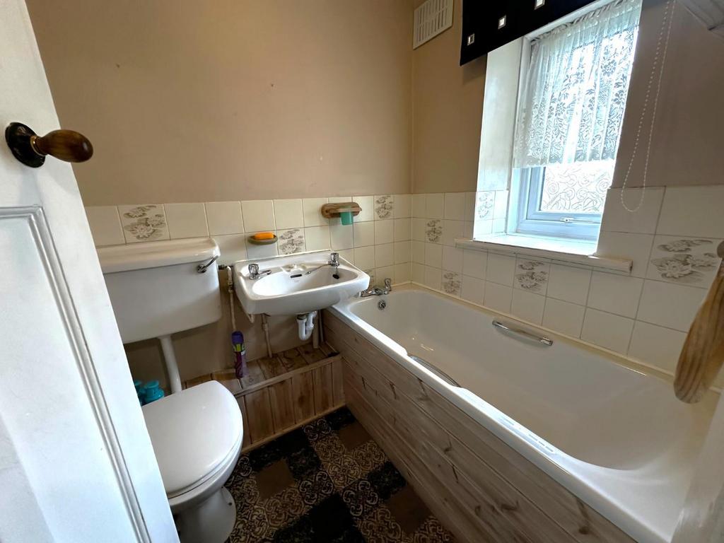 Grace road bathroom 1.JPG
