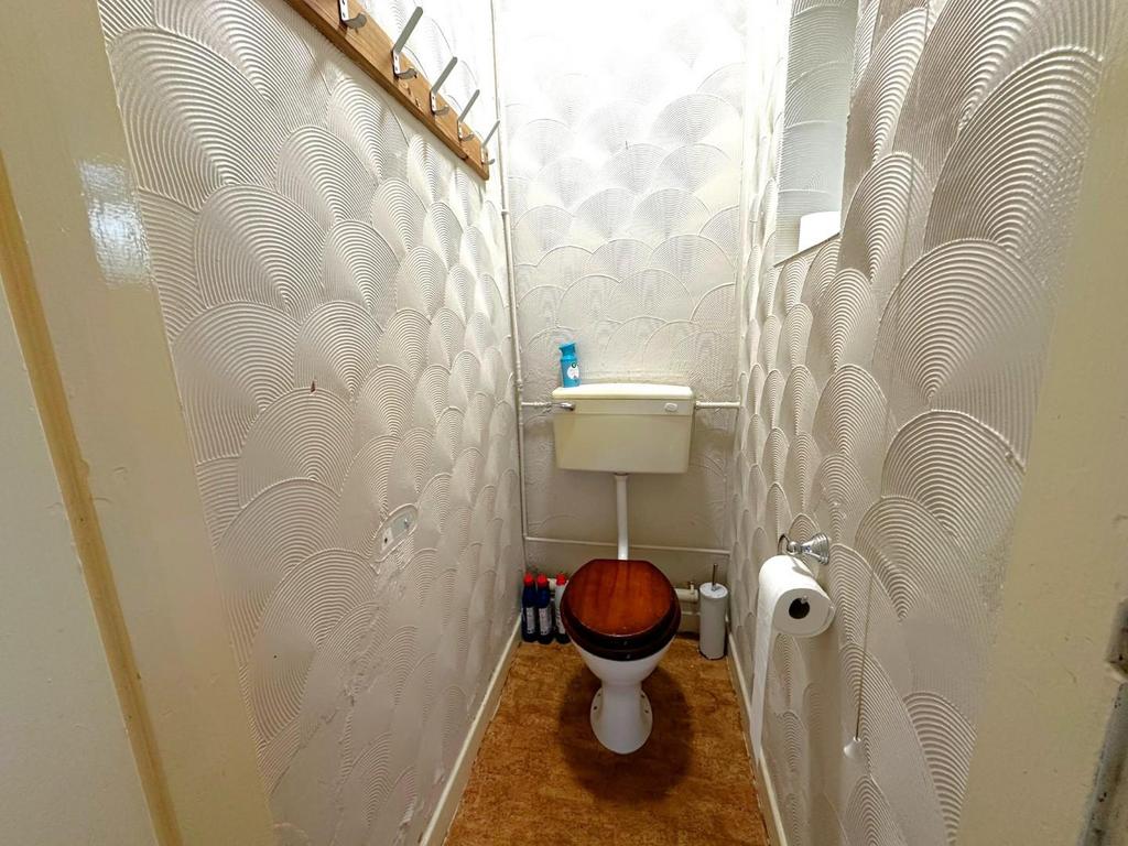 Grace road bathroom 2.JPG