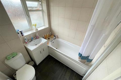2 bedroom flat for sale, Martley Road, Oldbury B69