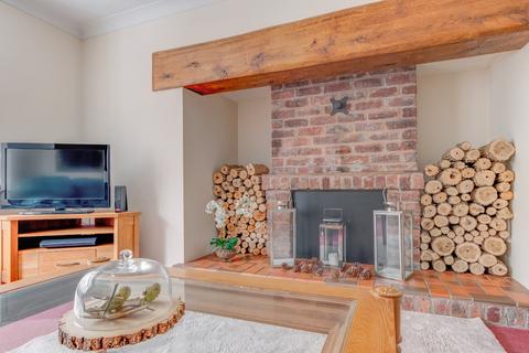 4 bedroom detached house for sale, Claverdon Close, Hunt End, Redditch, B97