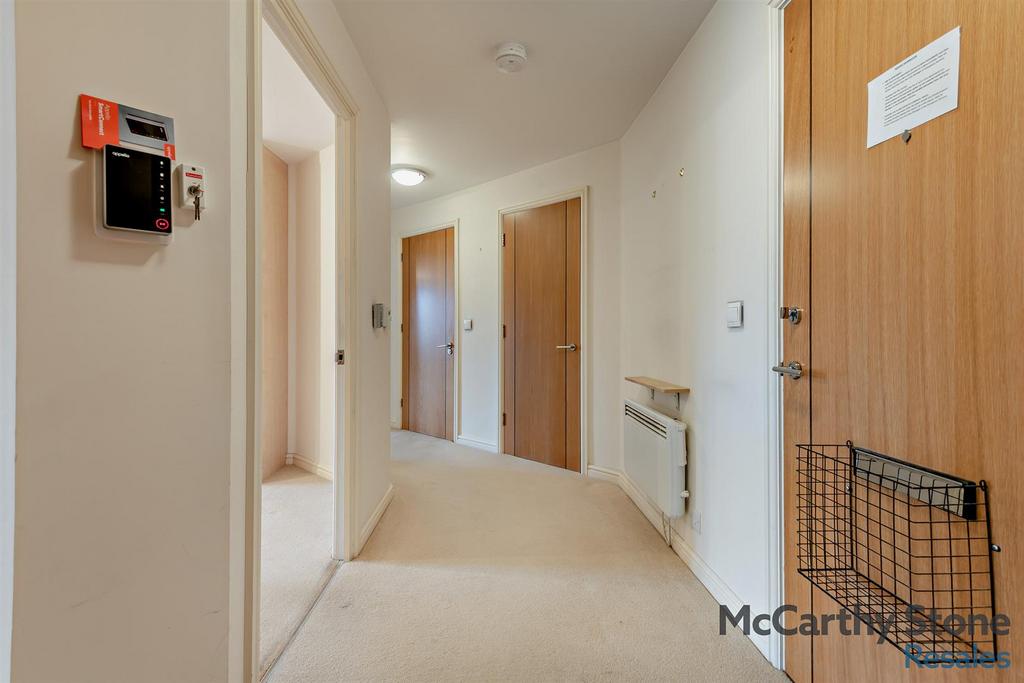 8670688-interior17-800.jpg