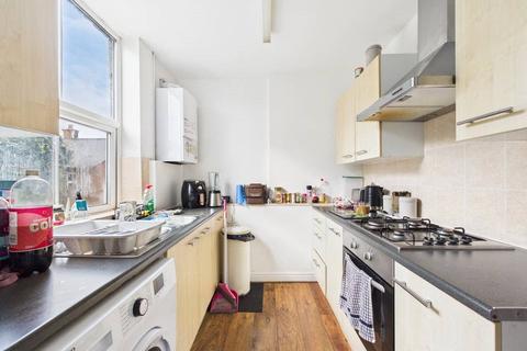 2 bedroom apartment for sale, Russell Street, Gloucester, GL1