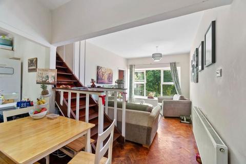 undefined, Crescent Road, Kingston upon Thames, KT2 7RE
