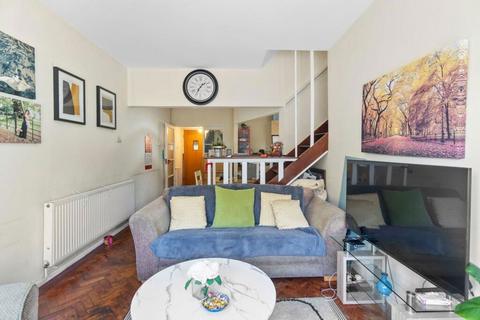 undefined, Crescent Road, Kingston upon Thames, KT2 7RE