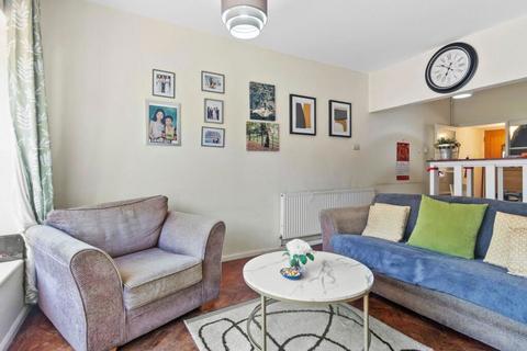 undefined, Crescent Road, Kingston upon Thames, KT2 7RE