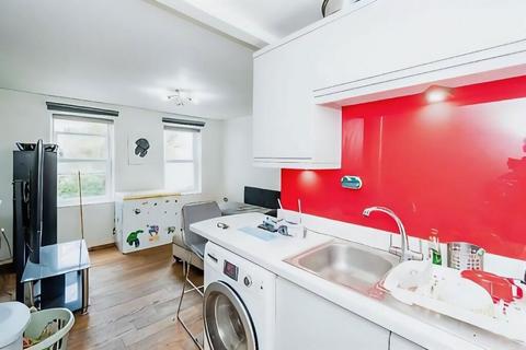 undefined, Cranbury Place, Southampton, Hampshire, SO14 0LG