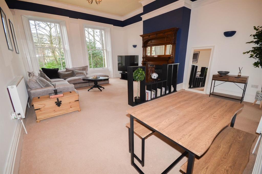 Lounge area