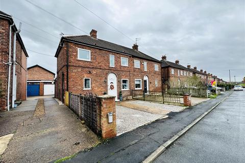 3 bedroom semi-detached house for sale, St. Leonards Avenue, Osgodby, Selby