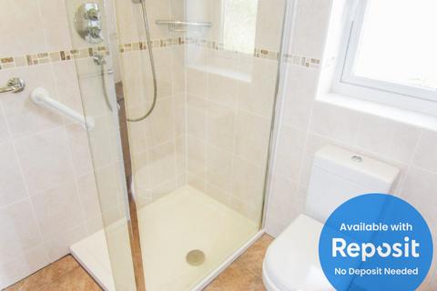 3 bedroom semi-detached house to rent, Aspen Close, Timperley, Altrincham, Cheshire, WA15