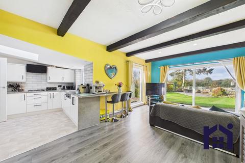 4 bedroom end of terrace house for sale, Washington Lane, Euxton, PR7 6DQ