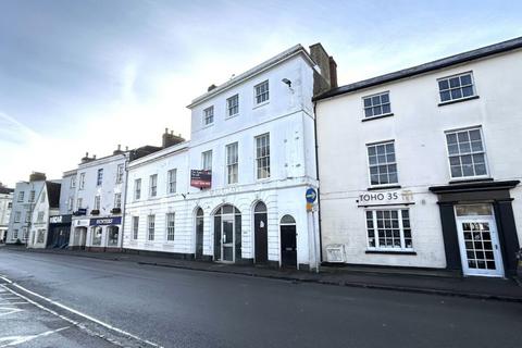 Retail property (high street) to rent - 36 Market Square, Bicester, OX26 6AG