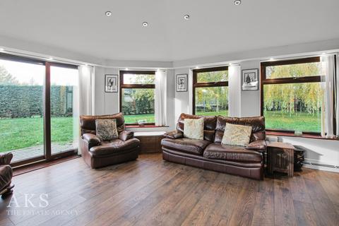 4 bedroom detached house for sale, Hatton Fields, Derby DE65