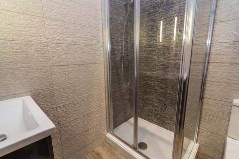 2 bedroom flat to rent, Park Suites, Nottingham NG7