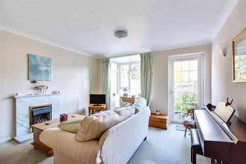 2 bedroom terraced house for sale, Kensington Close, Toton