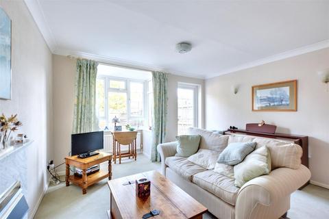 2 bedroom terraced house for sale, Kensington Close, Toton
