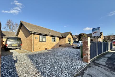 undefined, Pound Gate Drive, Titchfield Common
