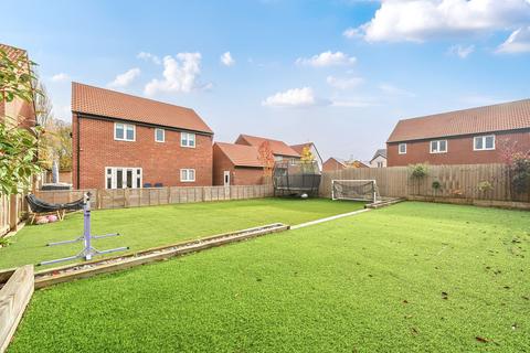 4 bedroom detached house for sale, Colchester Road, Thorp Arch, LS23