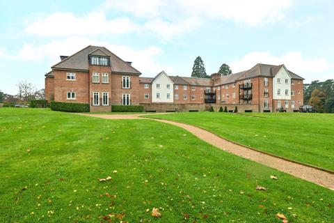 undefined, Beacon Crescent, Surrey GU26