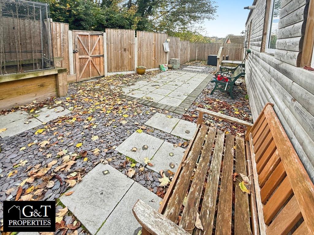 Annexe garden