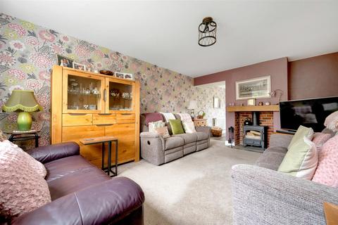 undefined, Valley Prospect, Newark