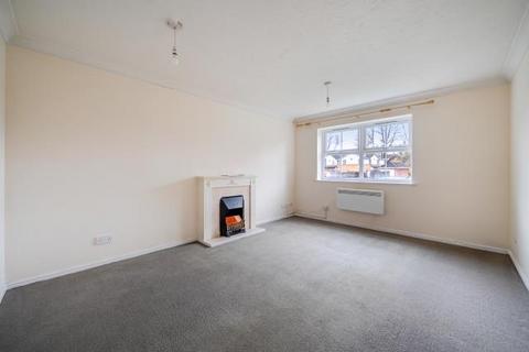 2 bedroom apartment for sale, Botham Drive, SLOUGH