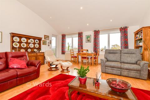2 bedroom apartment for sale, Hildenbrook House, Tonbridge TN9