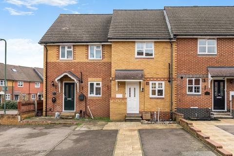 39 Bakers Gardens, Carshalton, SM5 2SF